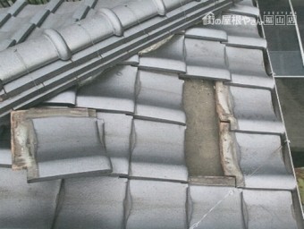 瓦はずしてみる