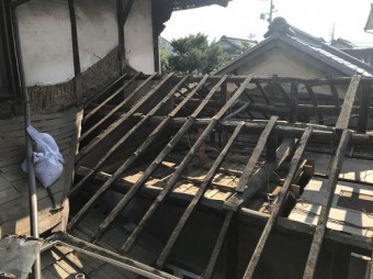 内海町雨漏り修理の下地写真①