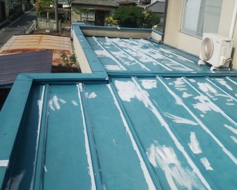板金屋根リフォーム前