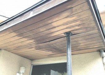 軒天雨漏り