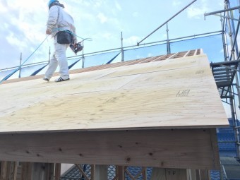 野地板 取付