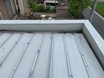 屋根軒先部分