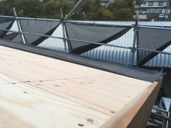 ルーフィング 施工風景