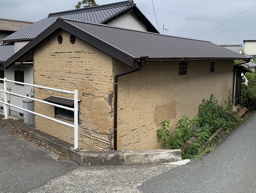 福山市にてガルバリウム鋼板を用いた農機具倉庫の屋根リフォーム 