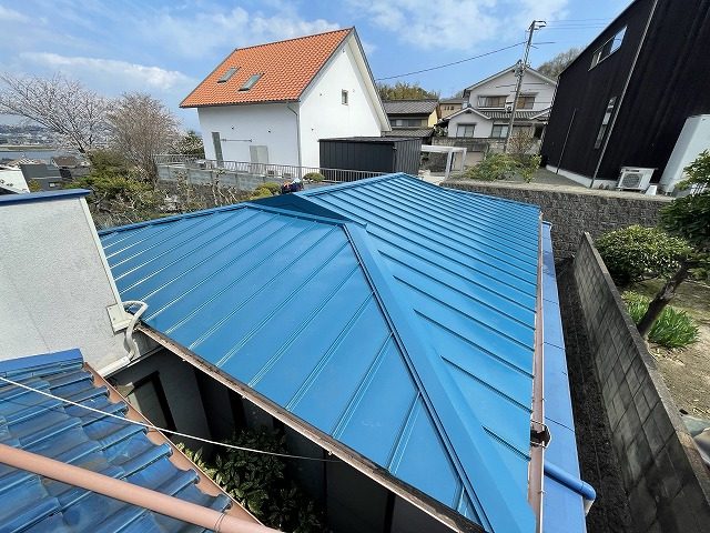 板金縦ひら屋根