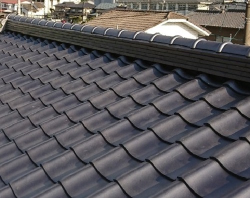 福山市での屋根リフォーム工事事例を紹介【瓦屋根・板金屋根】瓦屋根のリフォーム完了写真