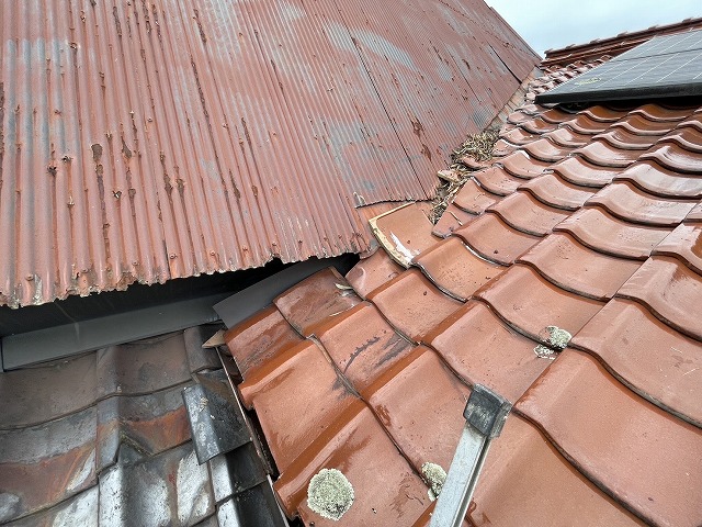 福山市の屋根の谷板金からの雨漏りを解決｜幅広谷板金でオーバーフロー防止施工事例