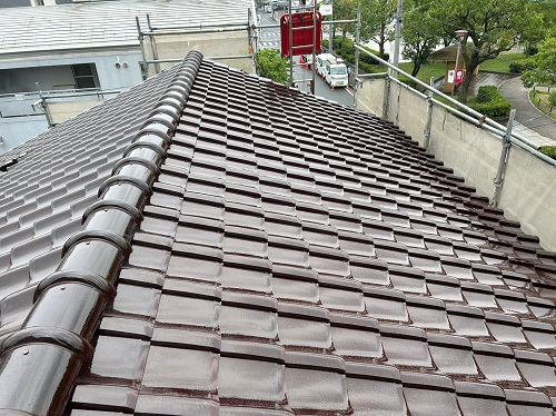 福山市で雨漏りするセメント瓦屋根を葺き替えるリフォーム工事アフター