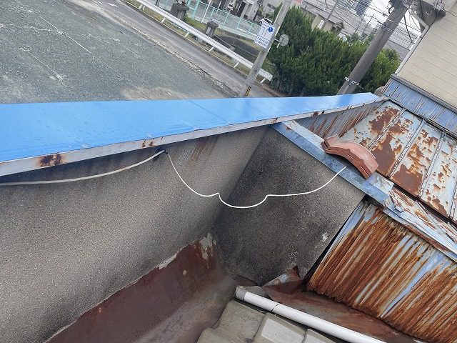 パラペット際の谷部分