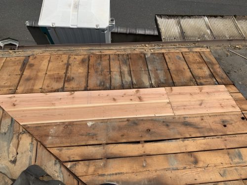 屋根板補修