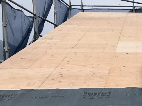 福山市にて片流れ屋根の新築倉庫の上棟で施工手順を紹介！野地板設置