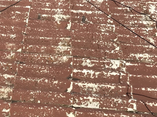 福山市に天井が剥がれるほど雨漏りしたＵ瓦葺き屋根の雨漏り調査Ｕ瓦傷み