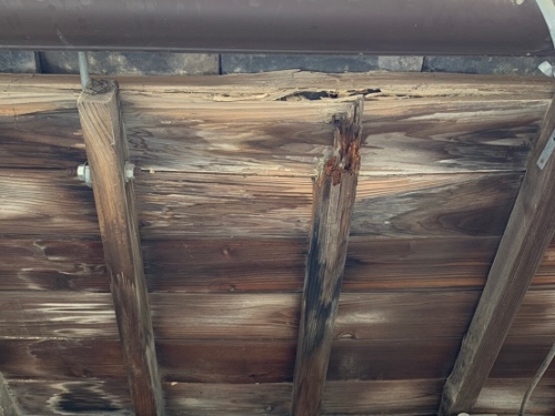 福山市古民家屋根調査軒裏の傷み