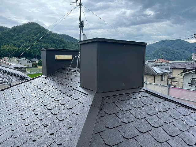 屋根塗装を行った写真