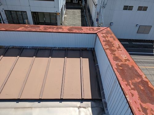 福山市にて２階天井から雨漏りの調査