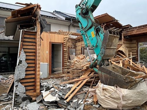 福山市にて住宅の解体工事