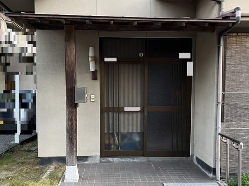 福山市にて羽子板付き束石を使用した玄関ポーチ支柱修理工事後