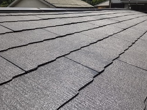 尾道市のカバー工法でIG工業スーパーガルテクトを採用した屋根工事カバー工事ビフォー
