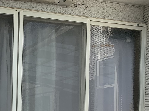 福山市にてLIXIL『リプラス』で窓リフォーム工事カバー工法でのサッシ交換ビフォー