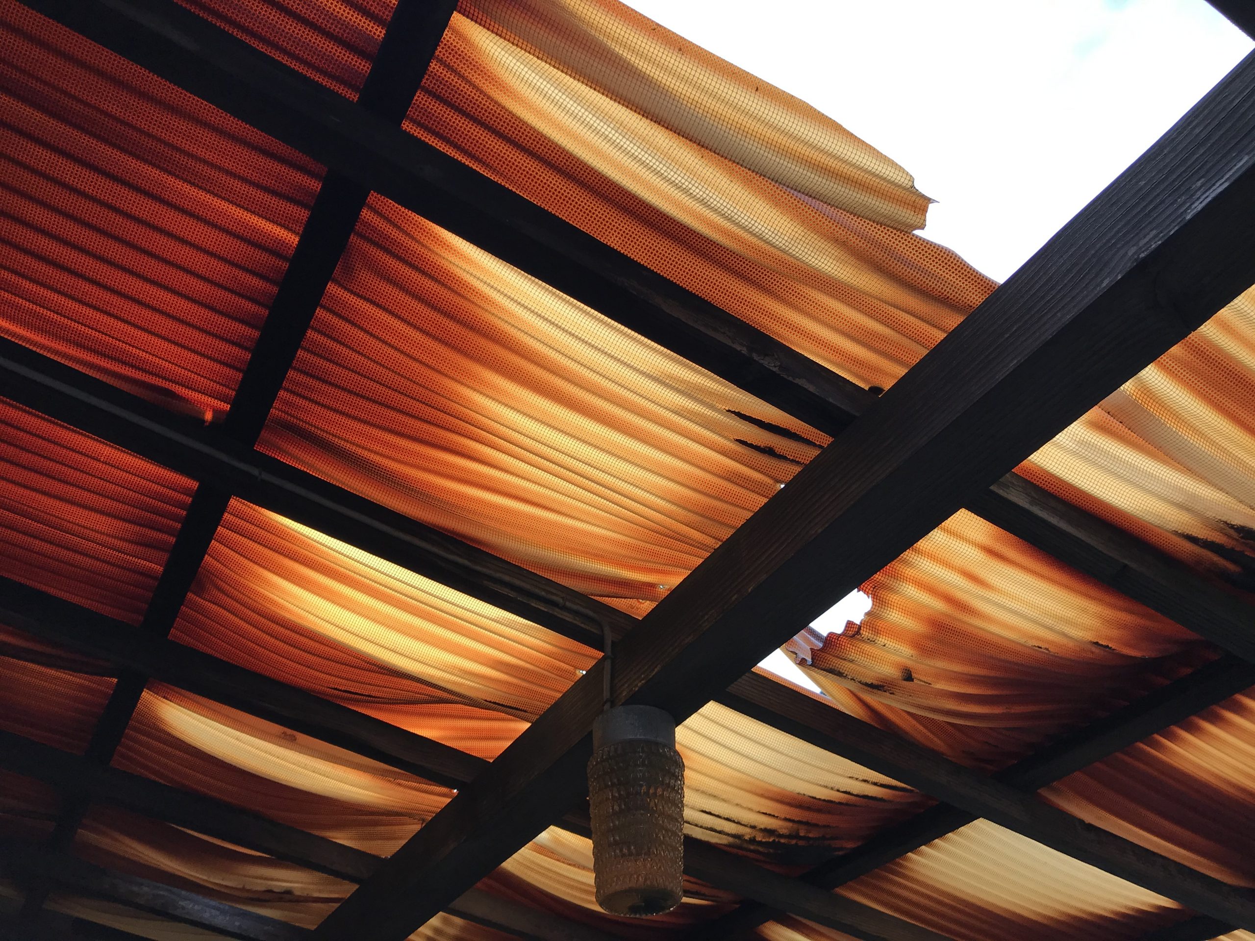 福山市強風被害の屋根工事ベランダ屋根材交換前