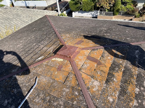 福山市屋根リフォーム工事前のカラーベスト屋根