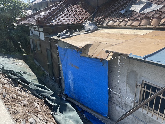 解体後の下屋根下地