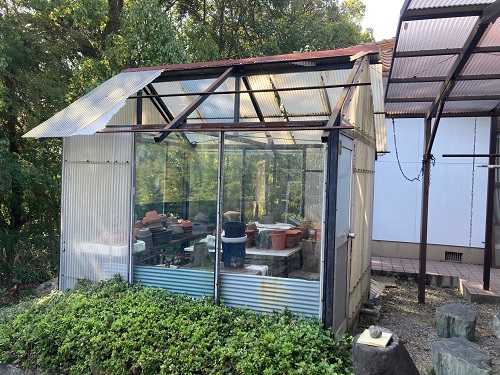 尾道市にて強風被害に遭ったビニールハウスを火災保険利用で屋根工事ビフォー