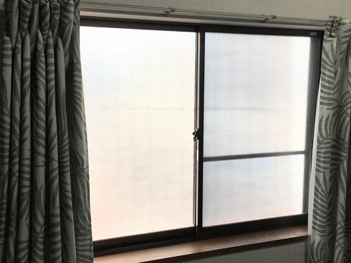 福山市で内窓（二重窓）設置工事にLIXILリクシル『インプラス』ビフォー