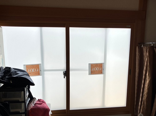福山市にて先進的窓リノベ事業の補助金を活用した内窓リフォーム工事リビング遮熱仕様フロストガラスアフター