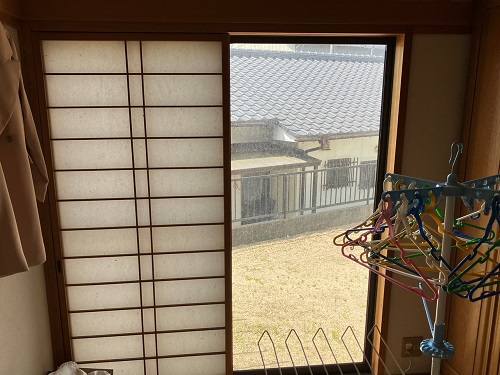 福山市にて先進的窓リノベ事業の補助金を活用した内窓リフォーム工事和室遮熱ガラスフロストガラスビフォー